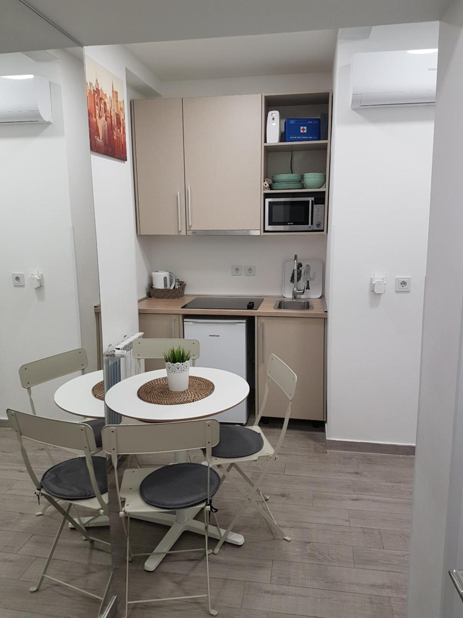 Apartments Lucky Place Zagreb Bagian luar foto