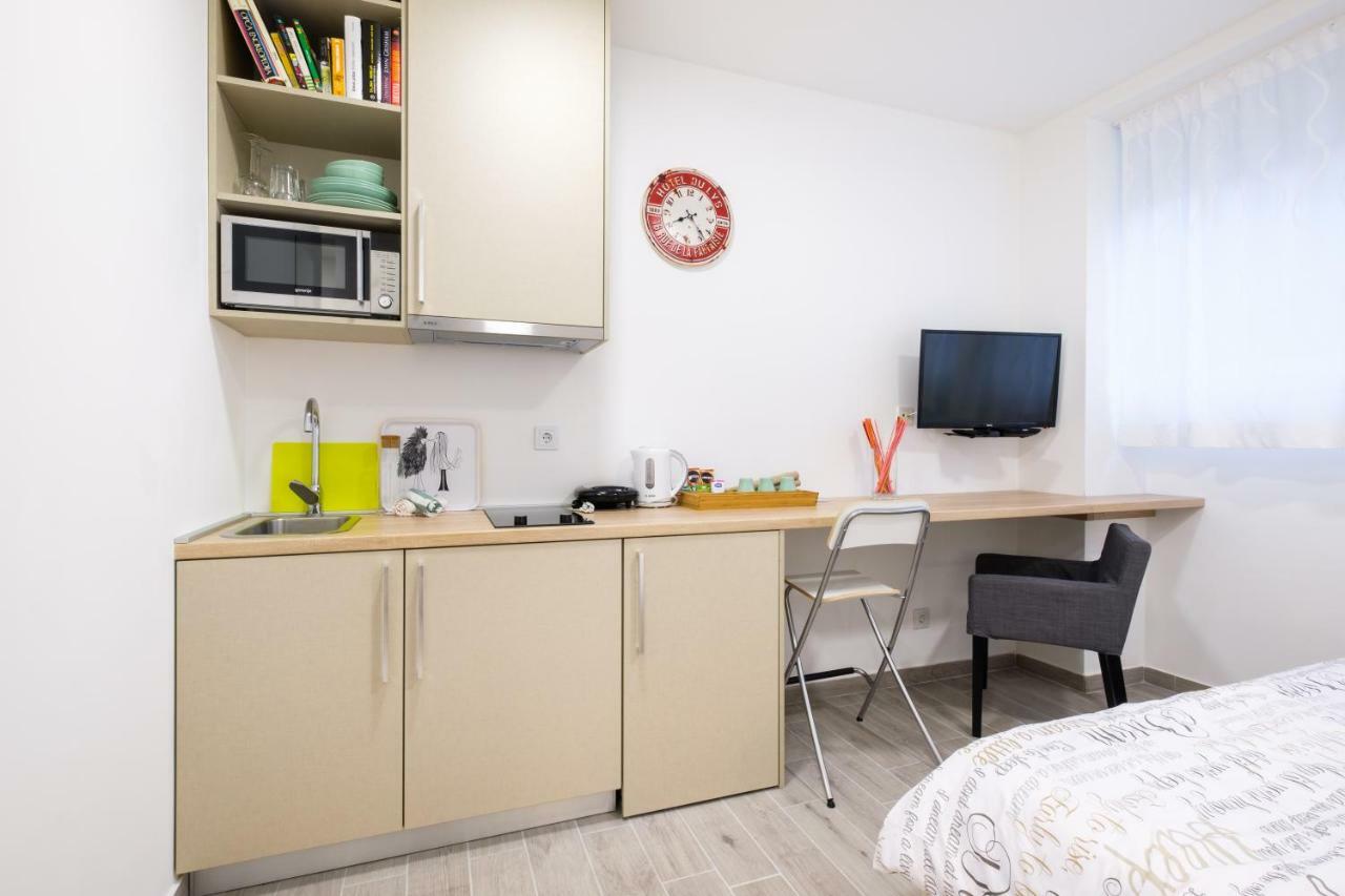 Apartments Lucky Place Zagreb Bagian luar foto